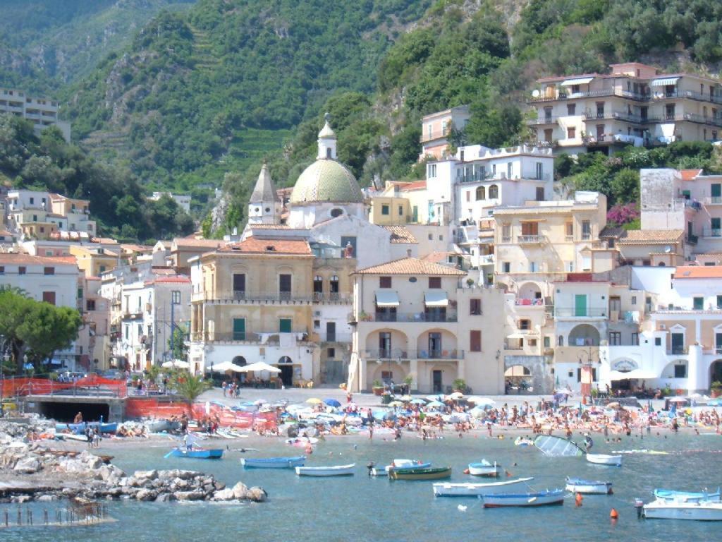 L'Incanto Cava De' Tirreni Luaran gambar